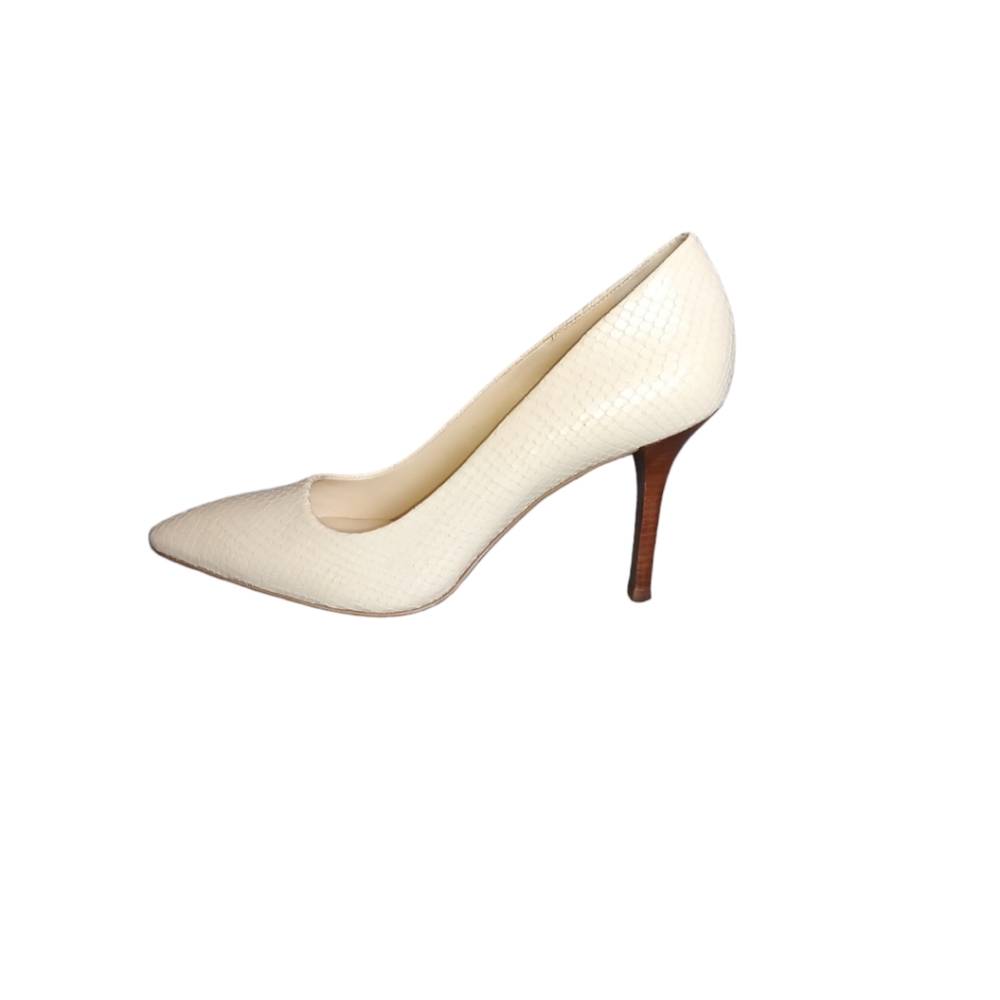 Cole Haan high heel shoes size 9B beige/brown color